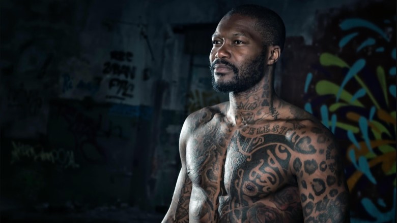 Ciss&eacute; was one of the most flamboyant players, known for his blonde hair, beard, and distinctive tattoos