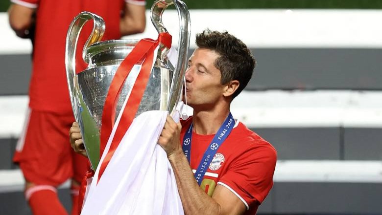 Lewandowski led the line during Bayern's six-trophy year